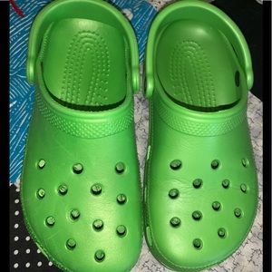 Crocs Classic Clogs Size 7 Kelly Green